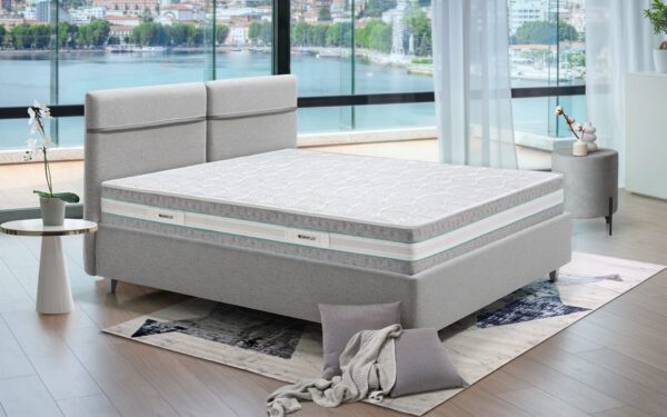 Eminflex Materassi Infinity matrimoniale con letto ambientato