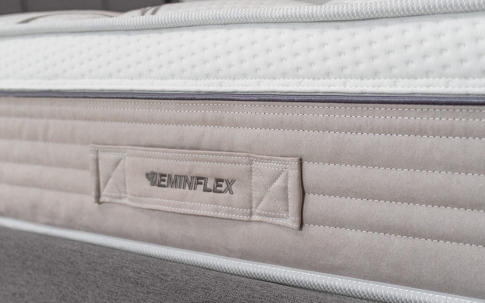 Eminflex Materassi Wonder matrimoniale dettaglio maniglia in tessuto