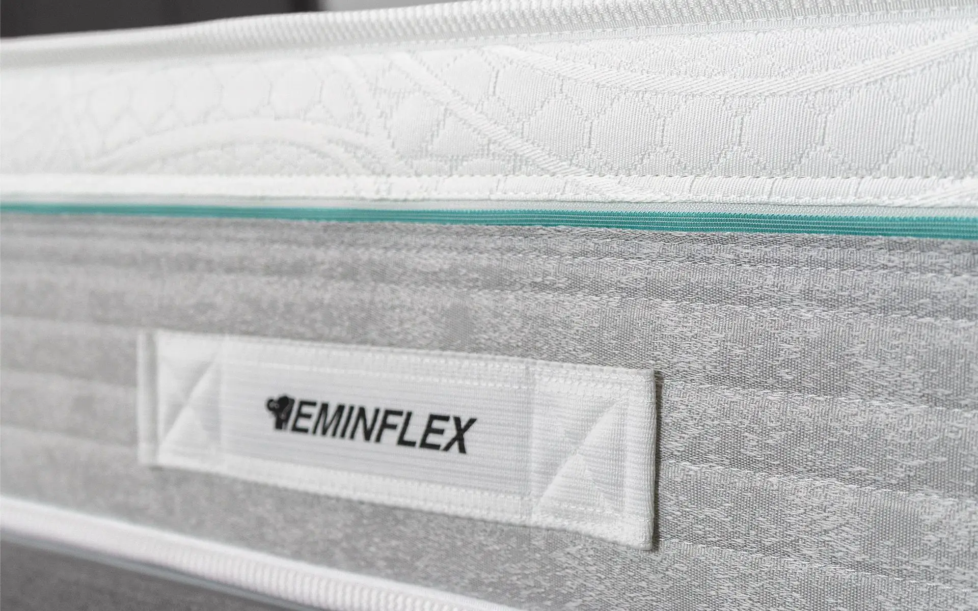 Eminflex Materassi – dettaglio fascia con maniglie in tessuto materasso matrimoniale Union / Pacifico / Levante / Stelvio